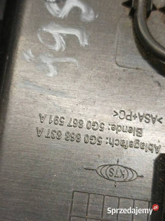 LAMPKA PODSUFITKI KOMPLET CZARNA GTI 5D HB