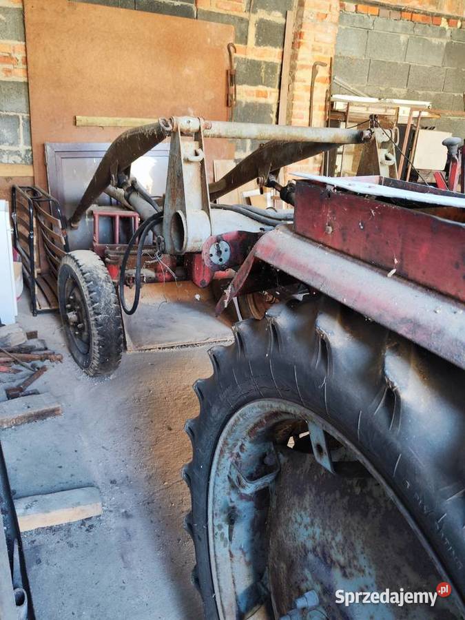 Ciągnik RS 09 Nośnik narzędzi Godziesze Wielkie