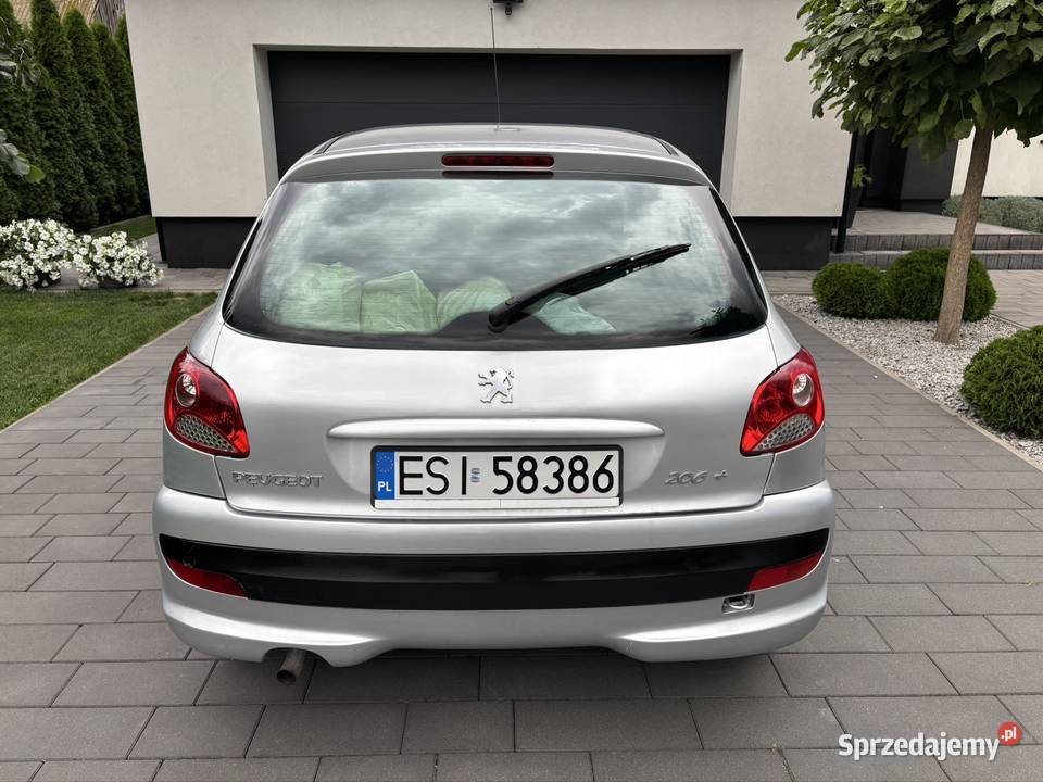 Peugeot 206 2011r 14 benzyna