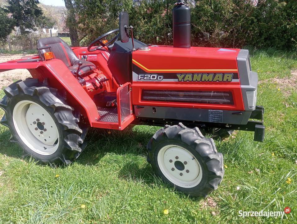 Ciągnik 4x4 yanmar 20 mega stan