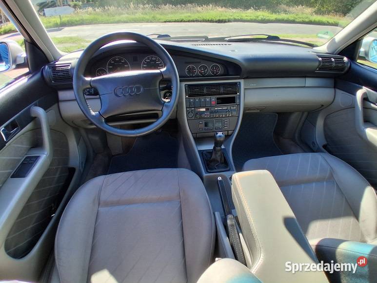Audi A6 26 V6 150 Manual Klimatronic YOUNGTIMER Słupca