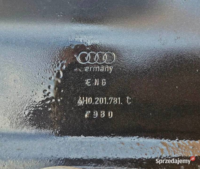 Audi A8 D4 4H 2012 Uchwyt Podpora Zbiornika Radom