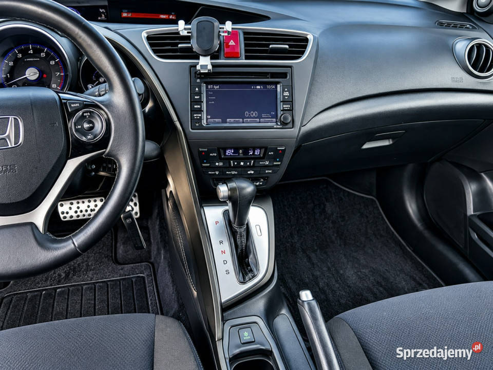 Honda Civic IX 2011 Sadlno