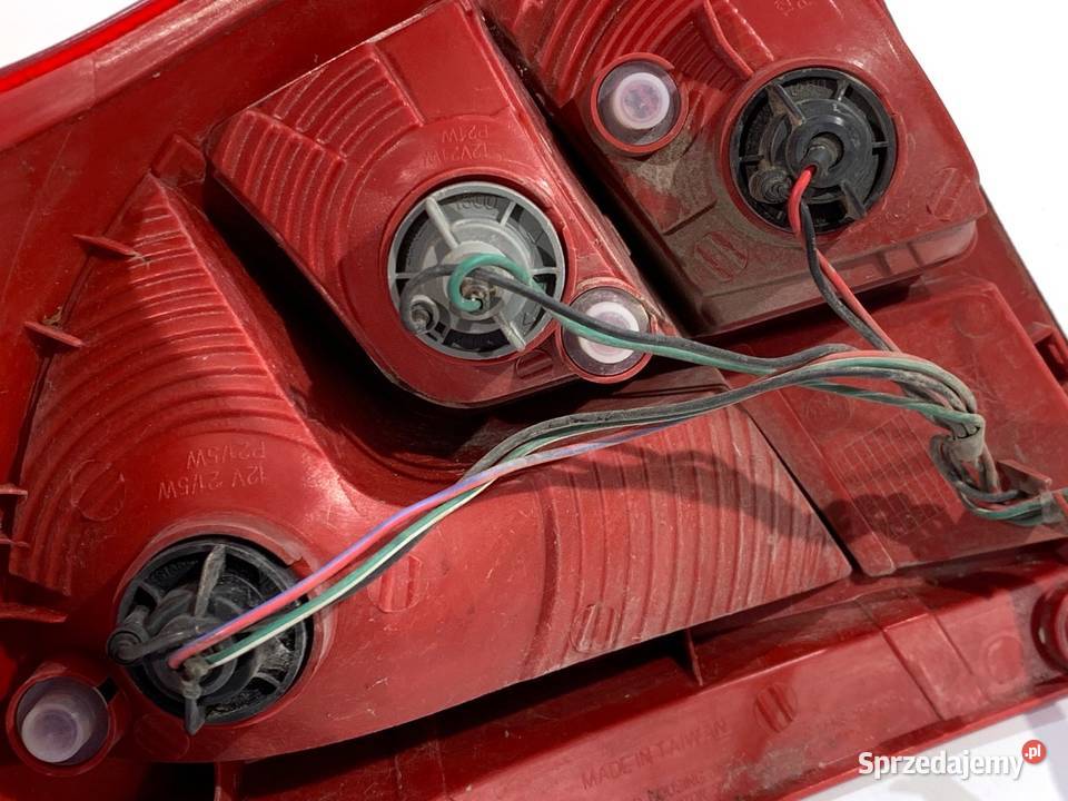 LAMPA LEWY TYŁ SUZUKI SWIFT III Hatchback osobowe