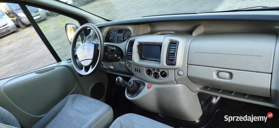 Renault Trafic Lift Long 20D klima 9osobowy Poniatowa sprzedam