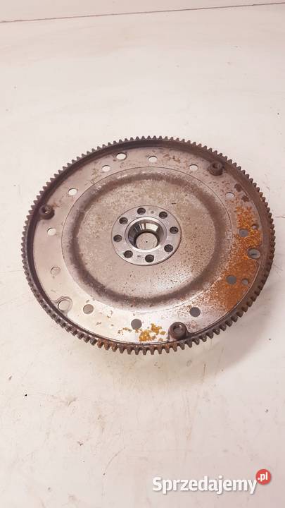 KOŁO ZAMACHOWE AUDI A4 B8 A5 18 TFSI 06H105323P Przystajń