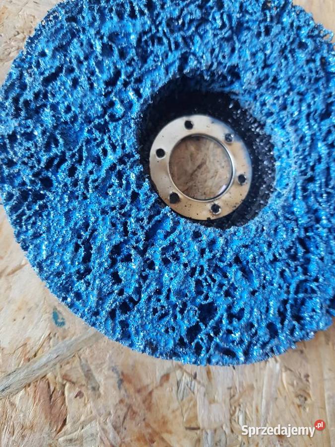 Ściernica włosy murzyna z włókniny 125mm