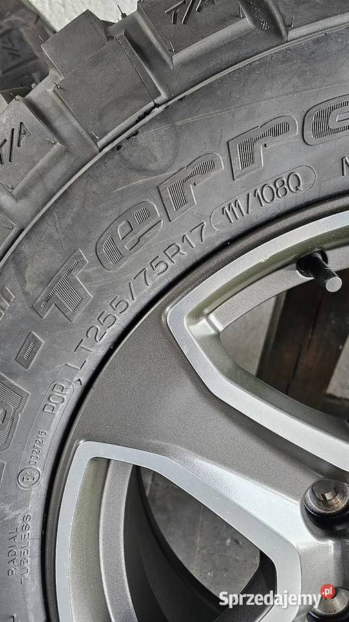 Koła Jeep Wrangler Rubicon BF Goodrich Mud Laskowice