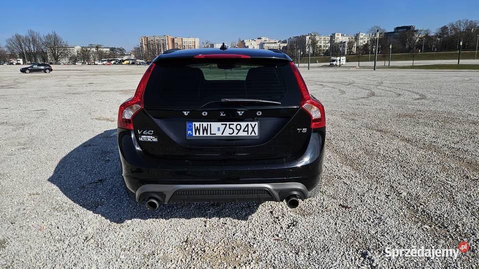 Volvo v60 T5 RDesigne bogata stan