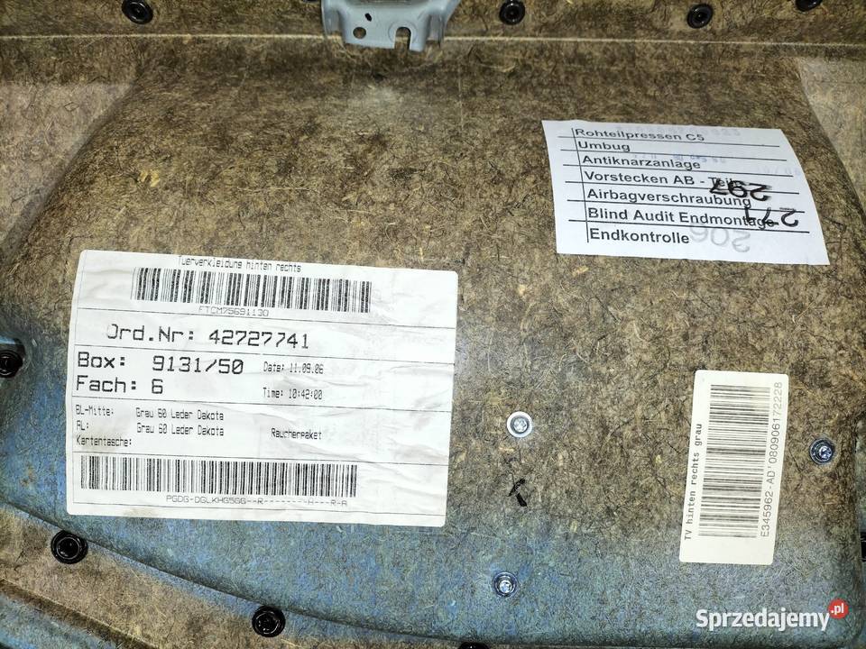 Tapicerka drzwi prawych tylnych BMW E60 E61 Poręba