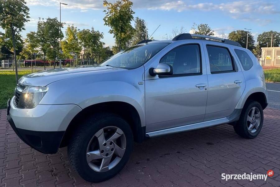 Dacia Duster 15 Dci Srebrna Klima dwa komplety Bielsko-Biała sprzedam