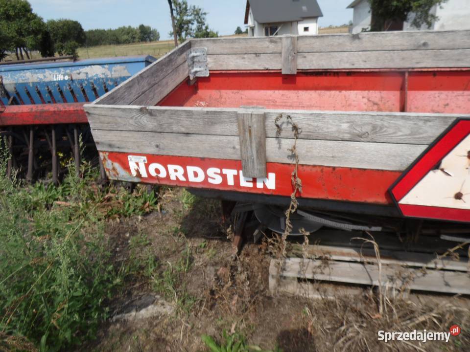 Rozsiewacz nawozowy NORDSTEN 1000 Kiełpiny