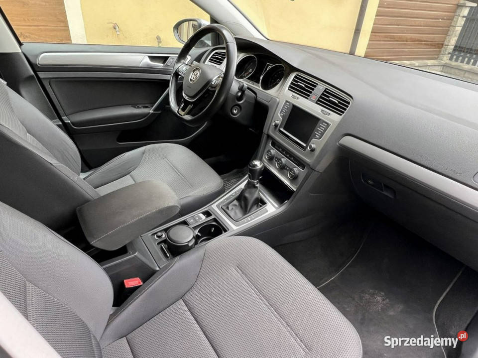 Volkswagen Golf 16 TDI Czujniki Park Climatron