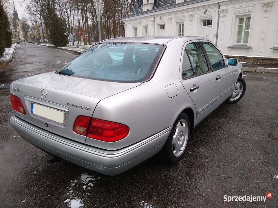 Mercedes Benz E200 Kompresor LPG Samochody osobowe Kozienice