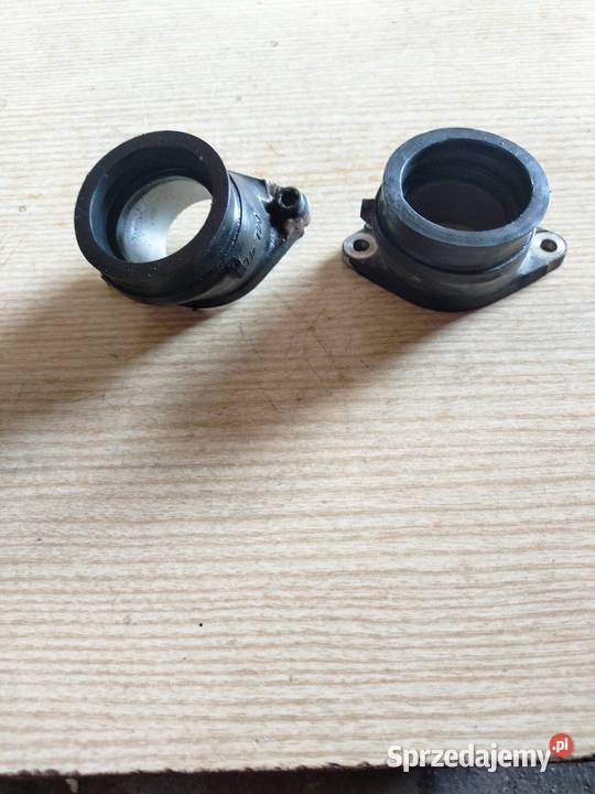 Króćce gaźników Honda CB 450s PC 17