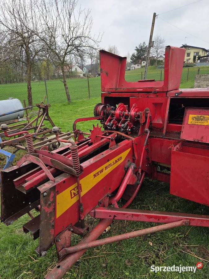 Prasa kostkująca Holland Super Hayliner 268 New Holland Kędzierzynka
