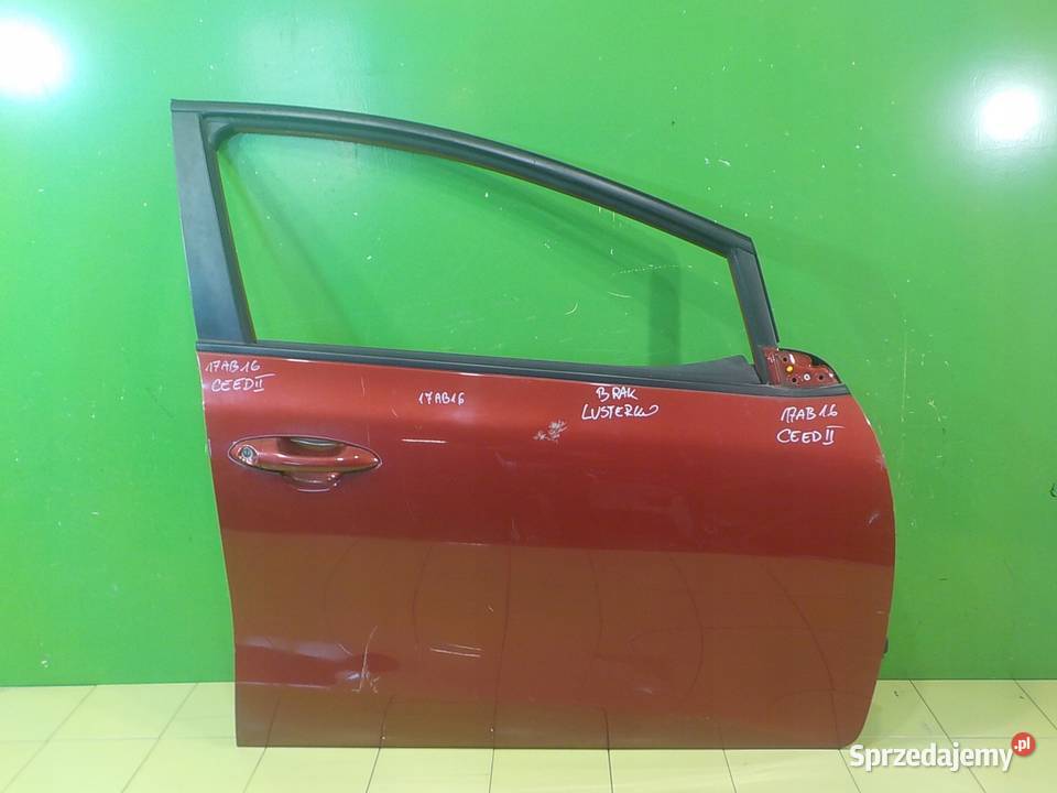 KIA CEED II 13r HB 5D drzwi prawe przod Suków