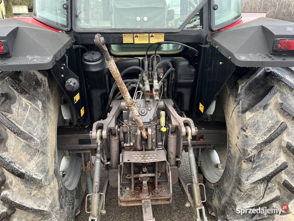 Ciagnik Massey Ferguson 6110 Radio