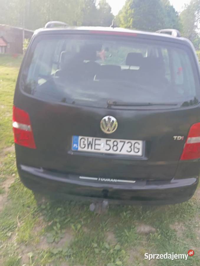 Touran Volkswagen 19 czarny pomorskie Kramarzyny