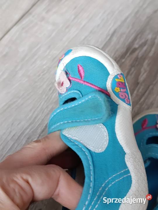 kapcie buty dziewczęce rozmiar 20 długość dziewczynka Poznań sprzedam