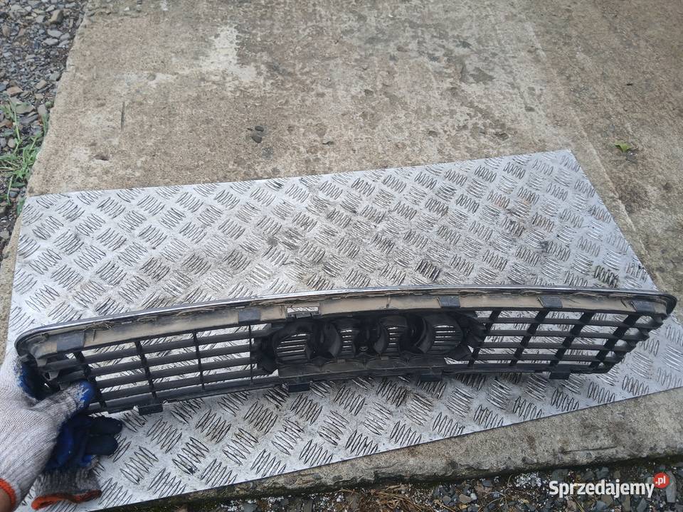 Grill atrapa chrom Audi A6 C5 9705r 4B0853651F Radłów sprzedam