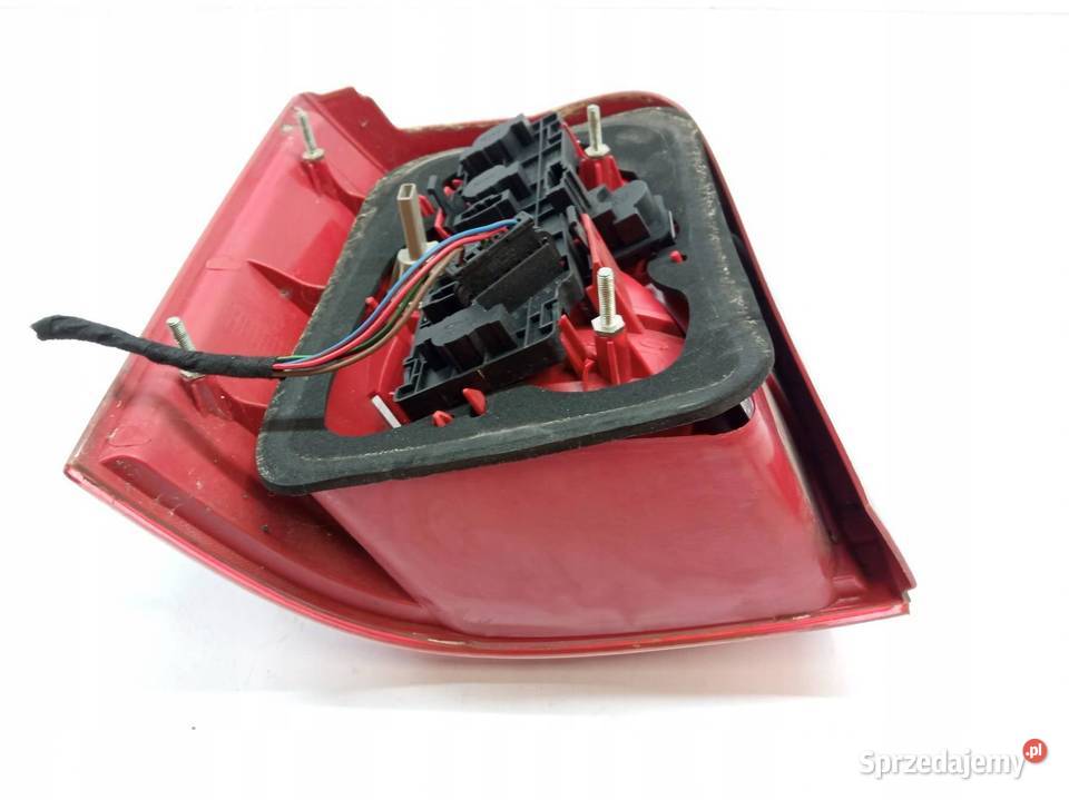 LAMPA TYŁ PRAWA KOMBI LIFT FL VW Volkswagen