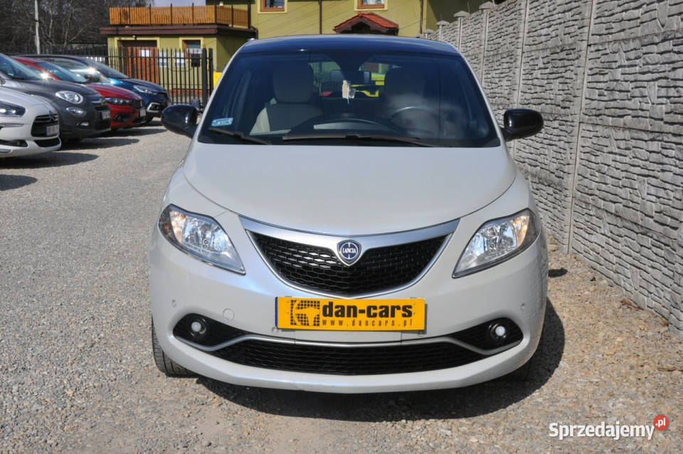 Lancia Ypsilon 12 70 Full Szyberdach Skóra Dąbrowa Górnicza
