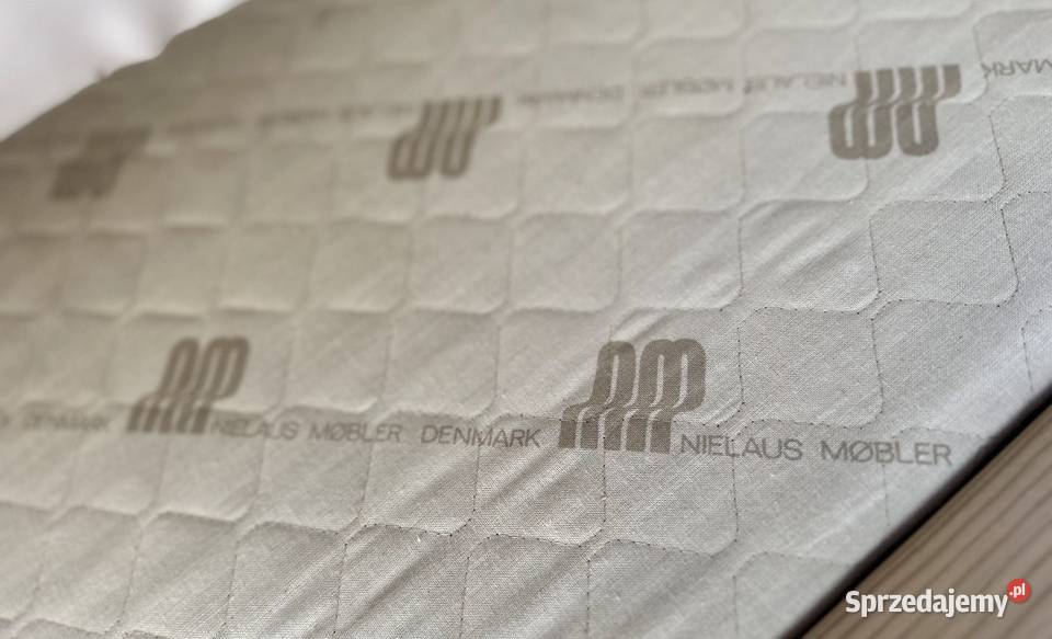 sofa duńskiej marki Nielaus Mbler