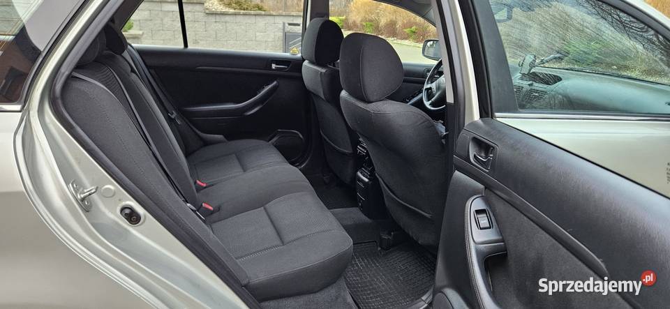 Toyota Avensis SOL 2005r 18 VVTI 129 kombi stan Elbląg
