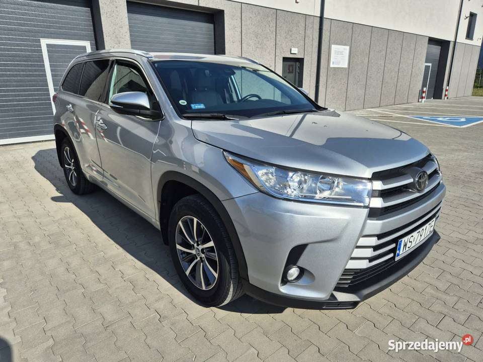 TOYOTA HIGHLANDER SUPER STAN 300KM