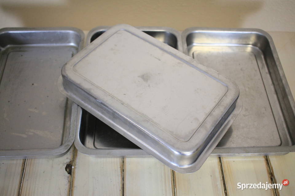 Tacka metalowa głębokie 4 sztuki sprzedam