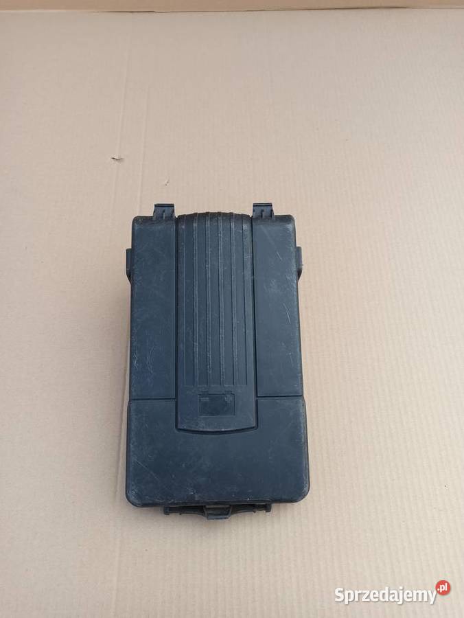 VW AUDI SEAT SKODA POKRYWA OSŁONA AKUMULATORA Trzciel
