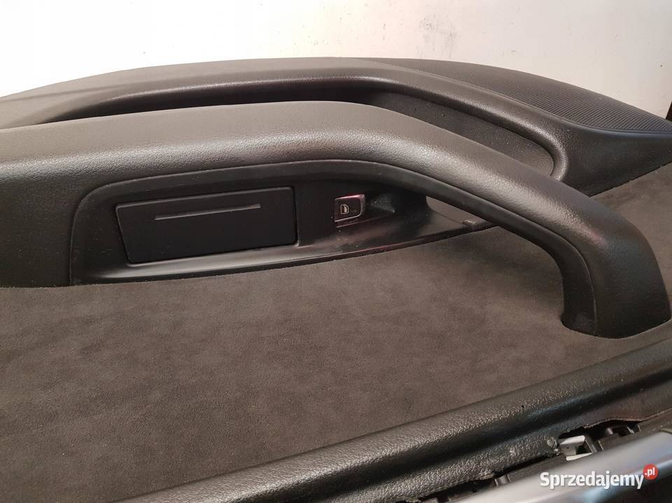 BOCZEK DRZWI PRAWY TYŁ AUDI A6 C7 4G0867306A Przystajń