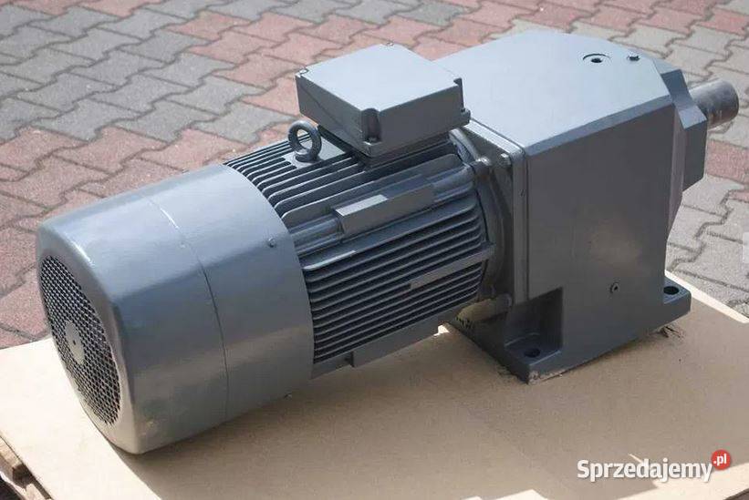 Motoreduktor 185kw 125obrmin KEB Kargowa