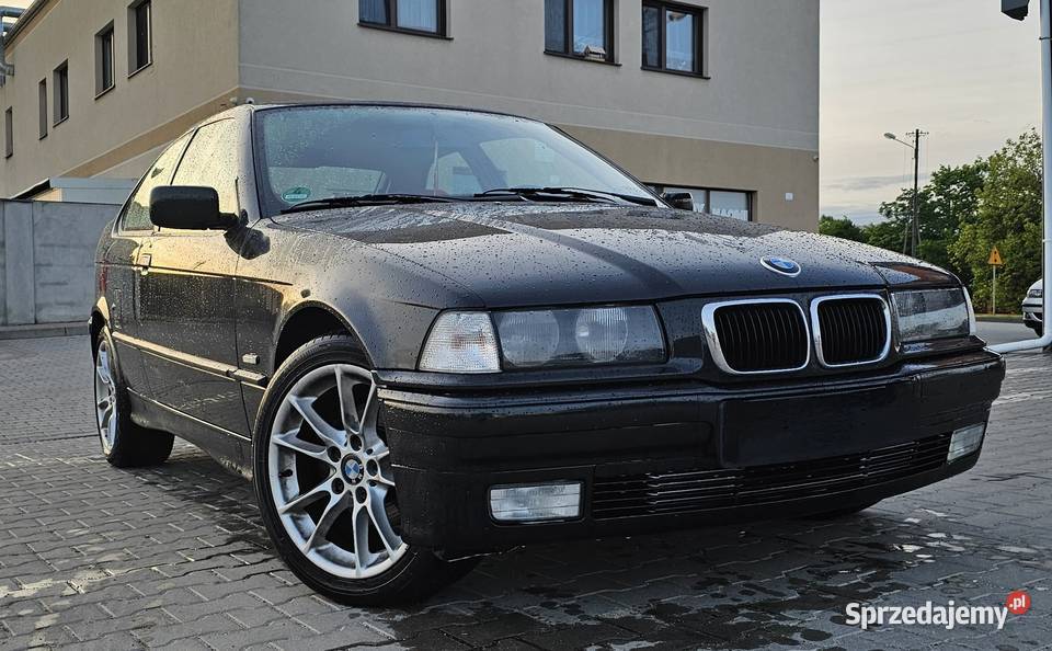 BMW E36 318ti Compact w Automacie bez grama rdzy Seria 3 Września