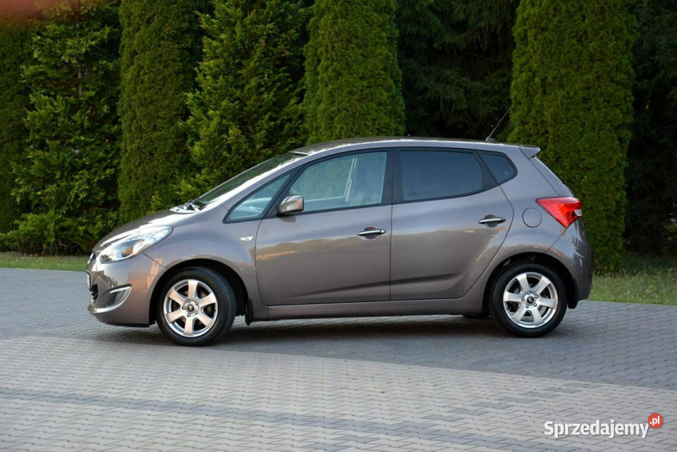 Hyundai ix20 14i90I WłaścicielAlu 16 ASO Hyundai ASR (kontrola trakcji) Ostrów Mazowiecka