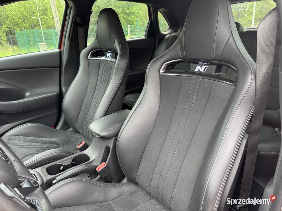 Hyundai i30N 2022 świętokrzyskie Przyłogi