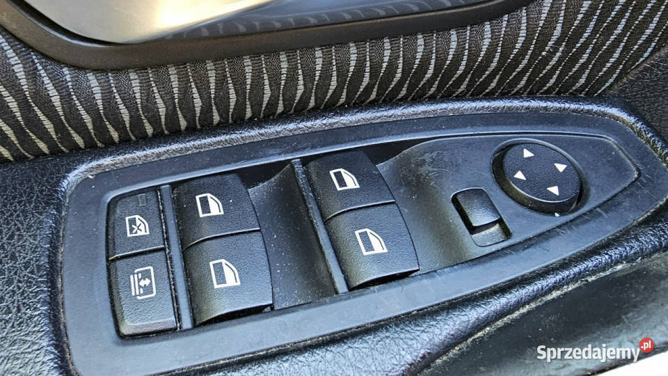 BMW 330 BMW 330D xDrive ładny stan 4x4 sedan F30 Chełm Śląski