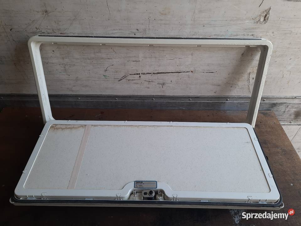 Drzwiczki serwisowe do przyczepy kempingowej Skokowa