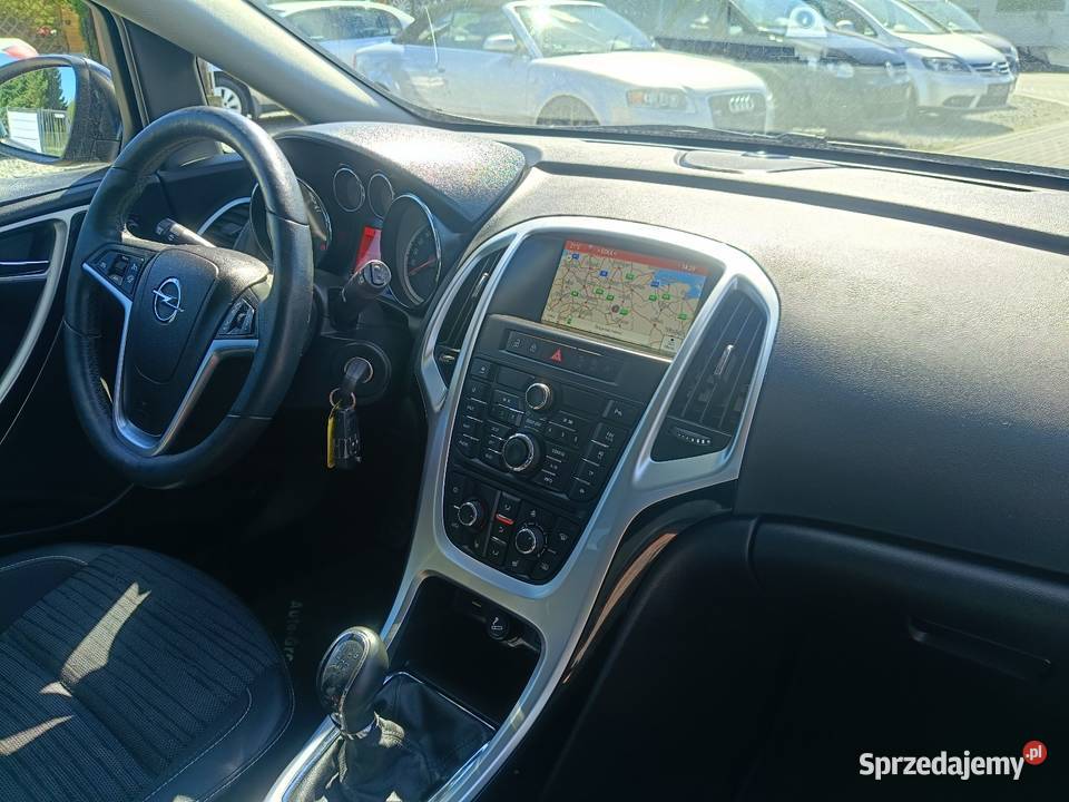 Opel Astra J 14 TURBO 140 Super Stan czujnik zmierzchu Rogóźno sprzedam