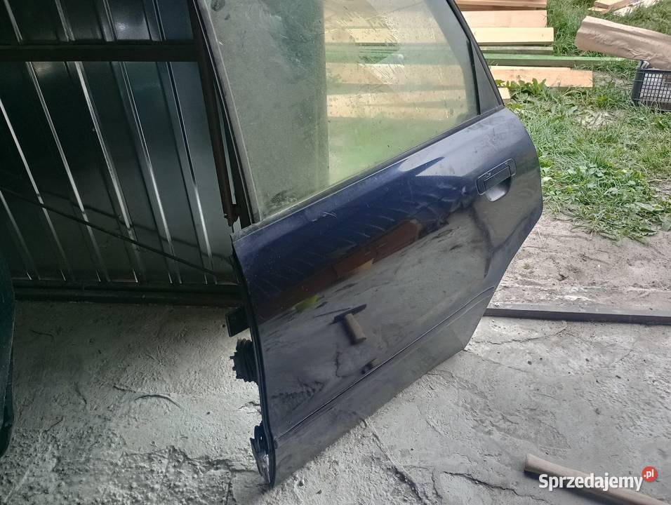 Drzwi lewy tył z ramką szyby a4 B5 Avant LZ5L Siedliszcze-Kolonia