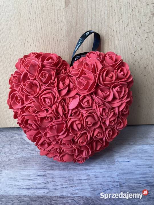 Serce z czerwonych róż walentynki sprzedam