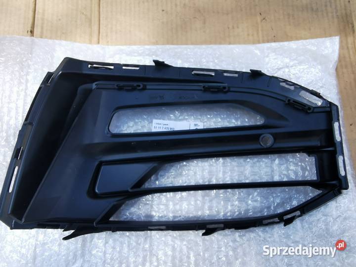 Kratka zderzaka przód lewa lh bmw 1 I F40 5111 Rok produkcji 2021 Karoseria wielkopolskie Sieraków