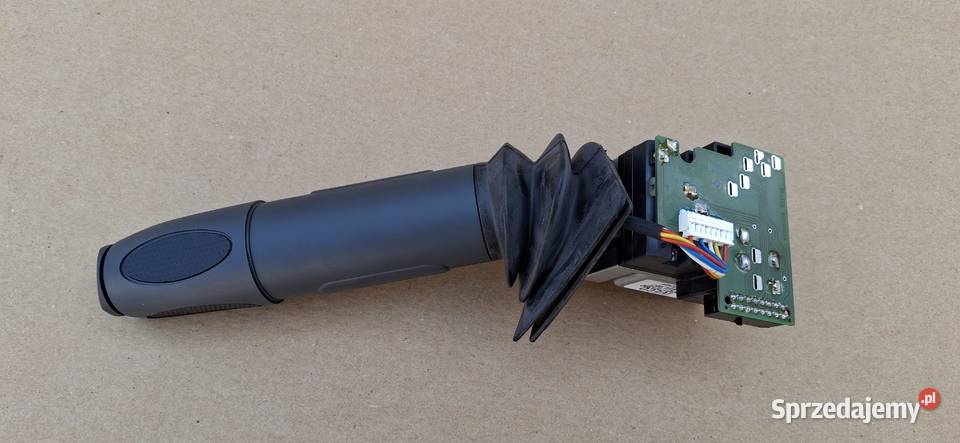 IVECO STRALIS MANETKA TEMPOMATU PRZEŁĄCZNIK Panele sterowania, przełączniki lubuskie sprzedam