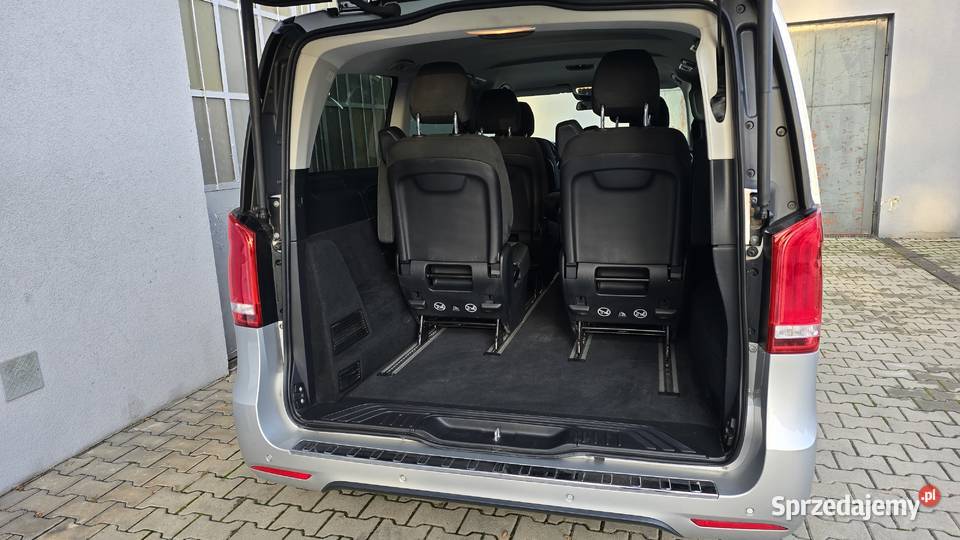 MercedesBenz EQV 2021r Faktura VAT 135 000 PLN 0cm3