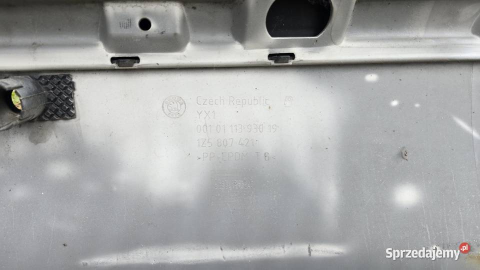 Skoda OCTAVIA II 2 Sedan 0408 Zderzak Tył Nowe Brzesko
