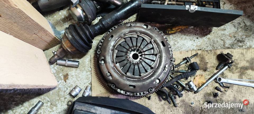 Koło dwumasowe 19 ASZ kompletne z sprzęgłem Myślenice