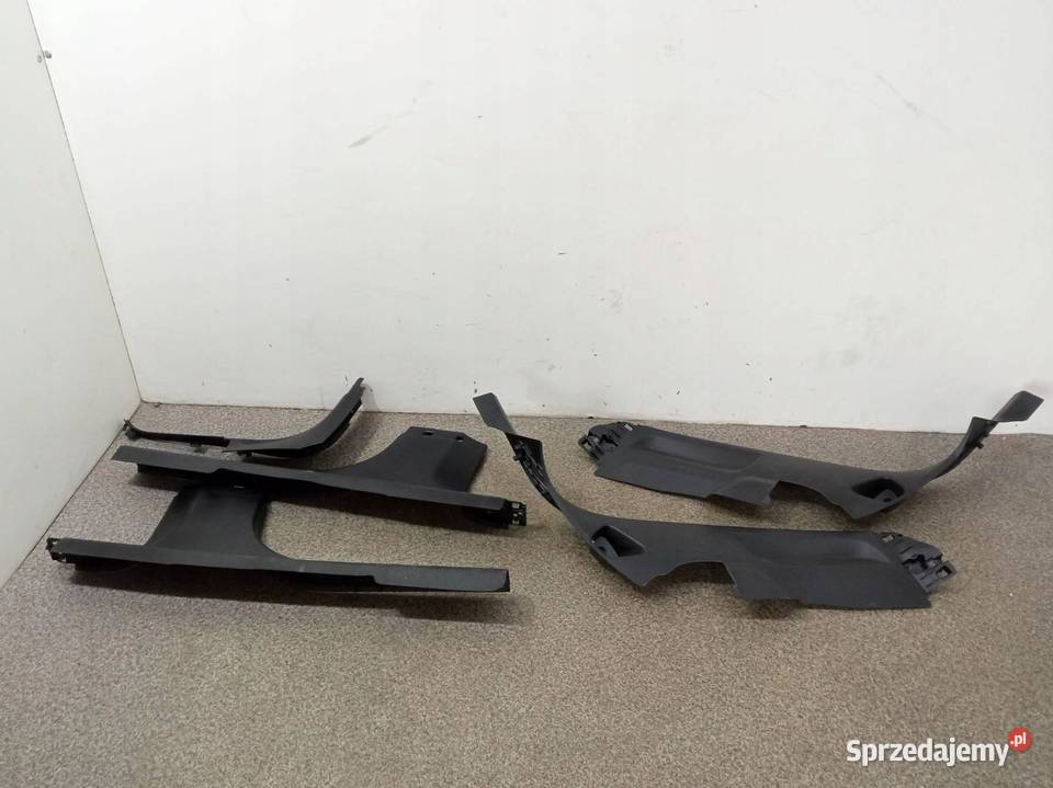 OSŁONA PROGU PRAWA LEWA KOMPLET Peugeot 2008 II
