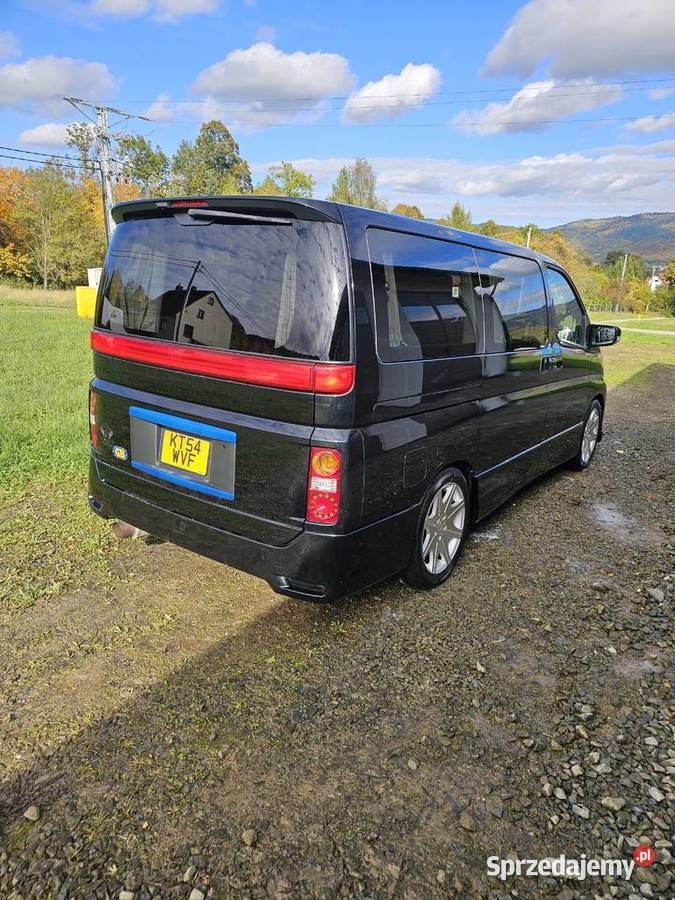 Nissan Elgrand E51 AWD 35 Benzyna z instrukcją automatyczna Pozostałe Męcina sprzedam