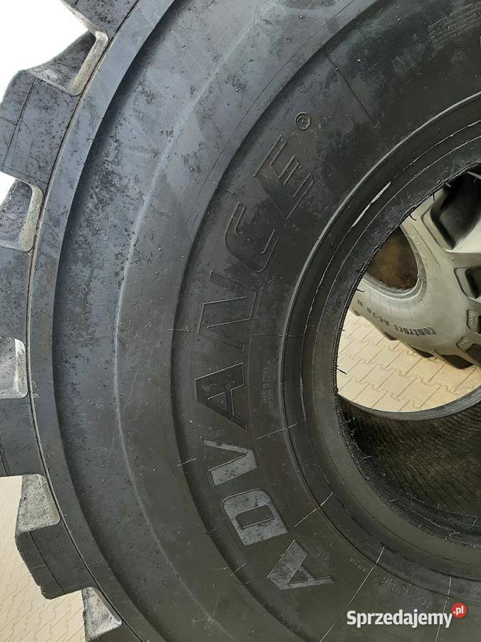 Opona używana przemysłowa 265R25 ADVANCE GLR Zaścianki